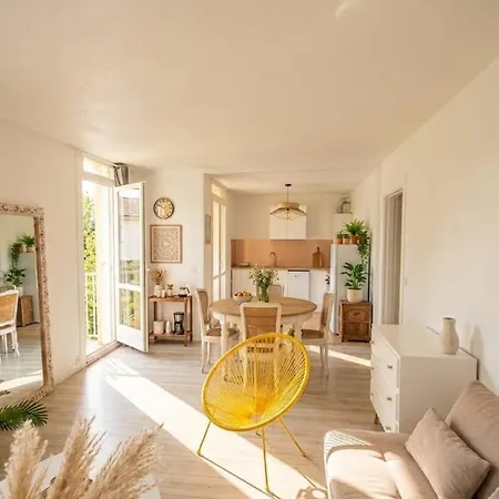 Apartmán Cosy Jungles - T3 - Balcon & Parking Prive *